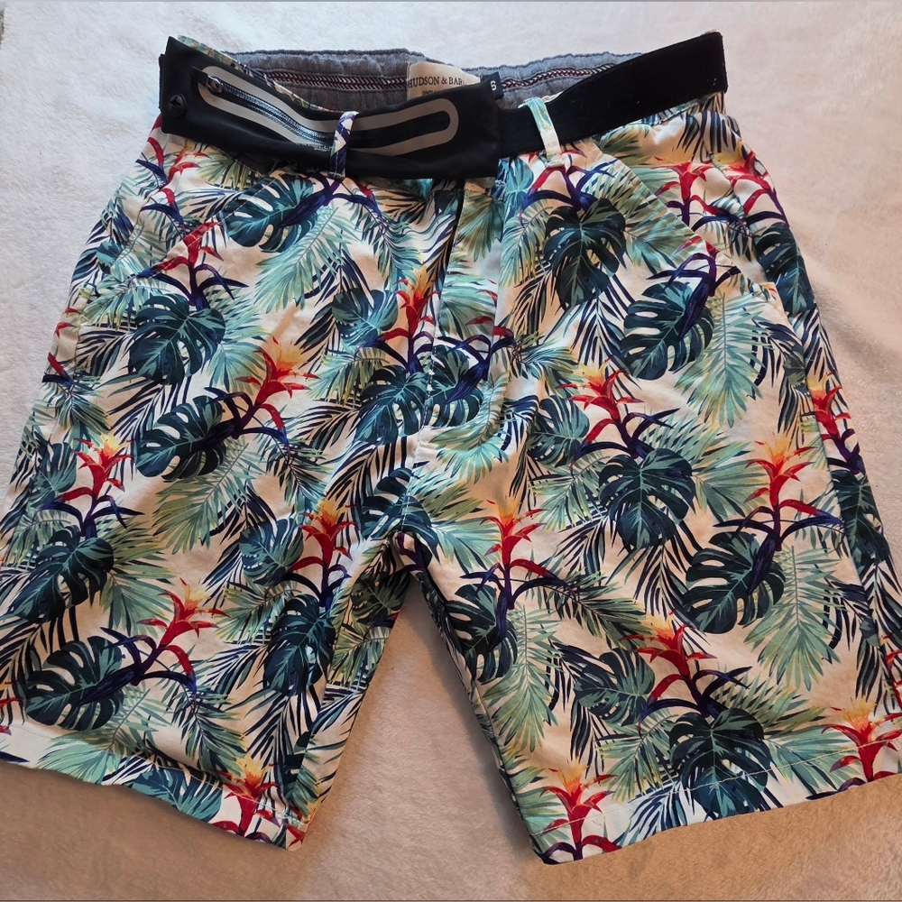 Hudson & Barrow Tropical Floral Shorts Mens Size 36